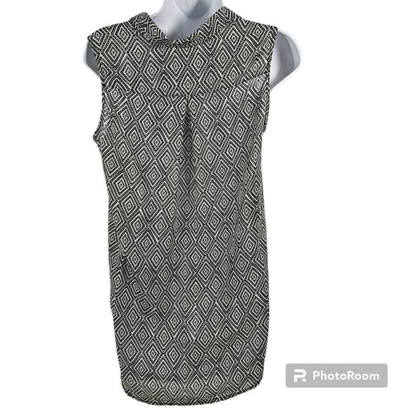 H&M Black-White Geometric Sheer Sleeveless Button-Down Blouse Size 4 - Picture 4 of 9